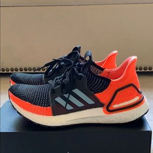 Women's Adidas Ultraboost 19, Size 8